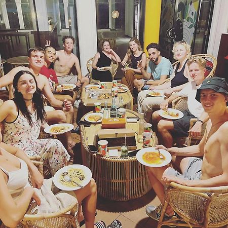 Hummus Hostel Хикадува Екстериор снимка