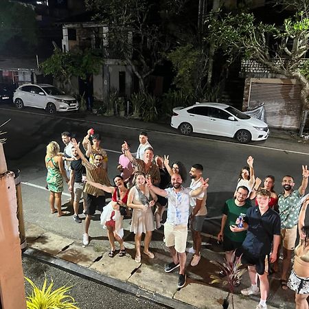 Hummus Hostel Хикадува Екстериор снимка