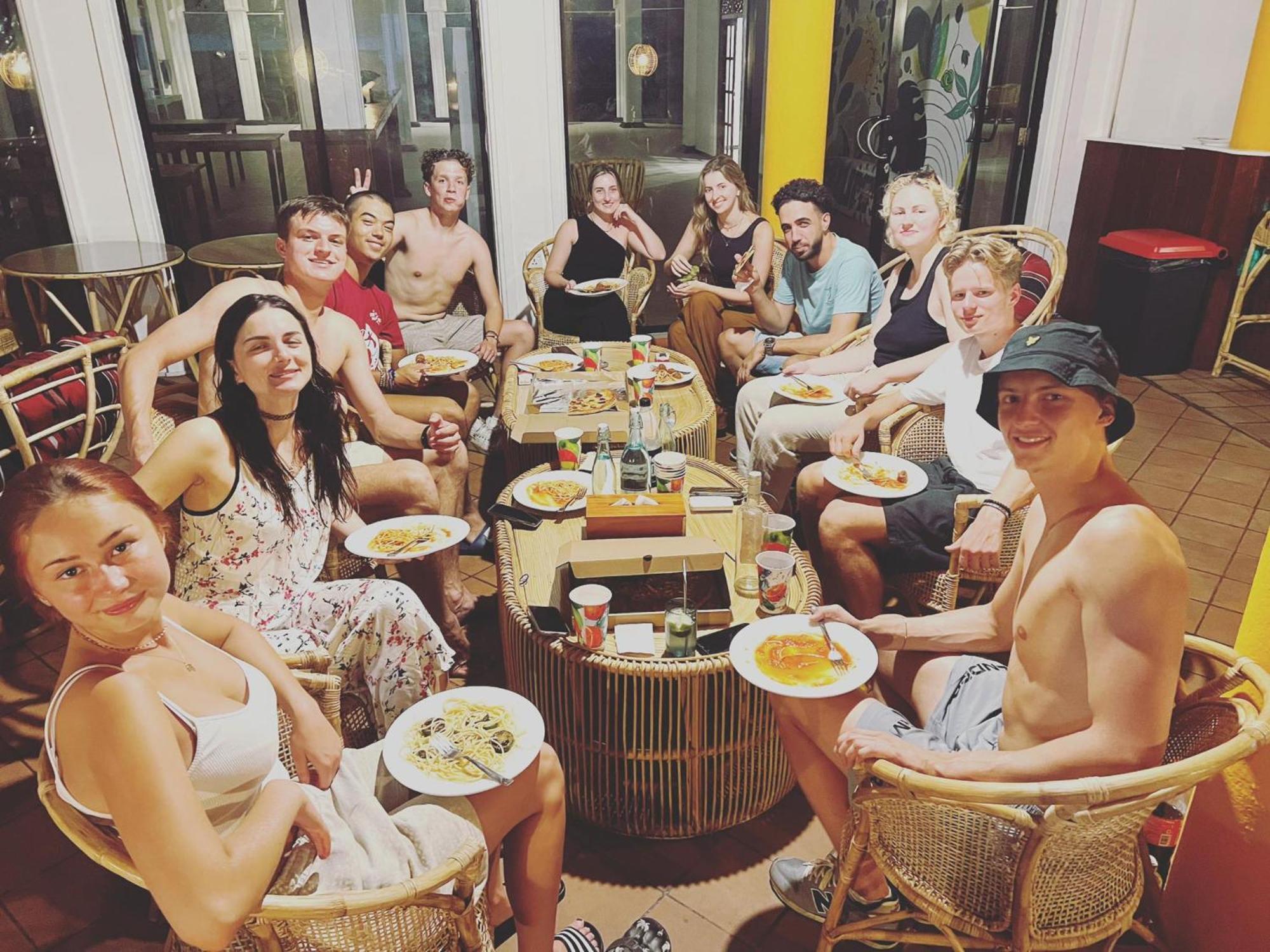 Hummus Hostel Хикадува Екстериор снимка
