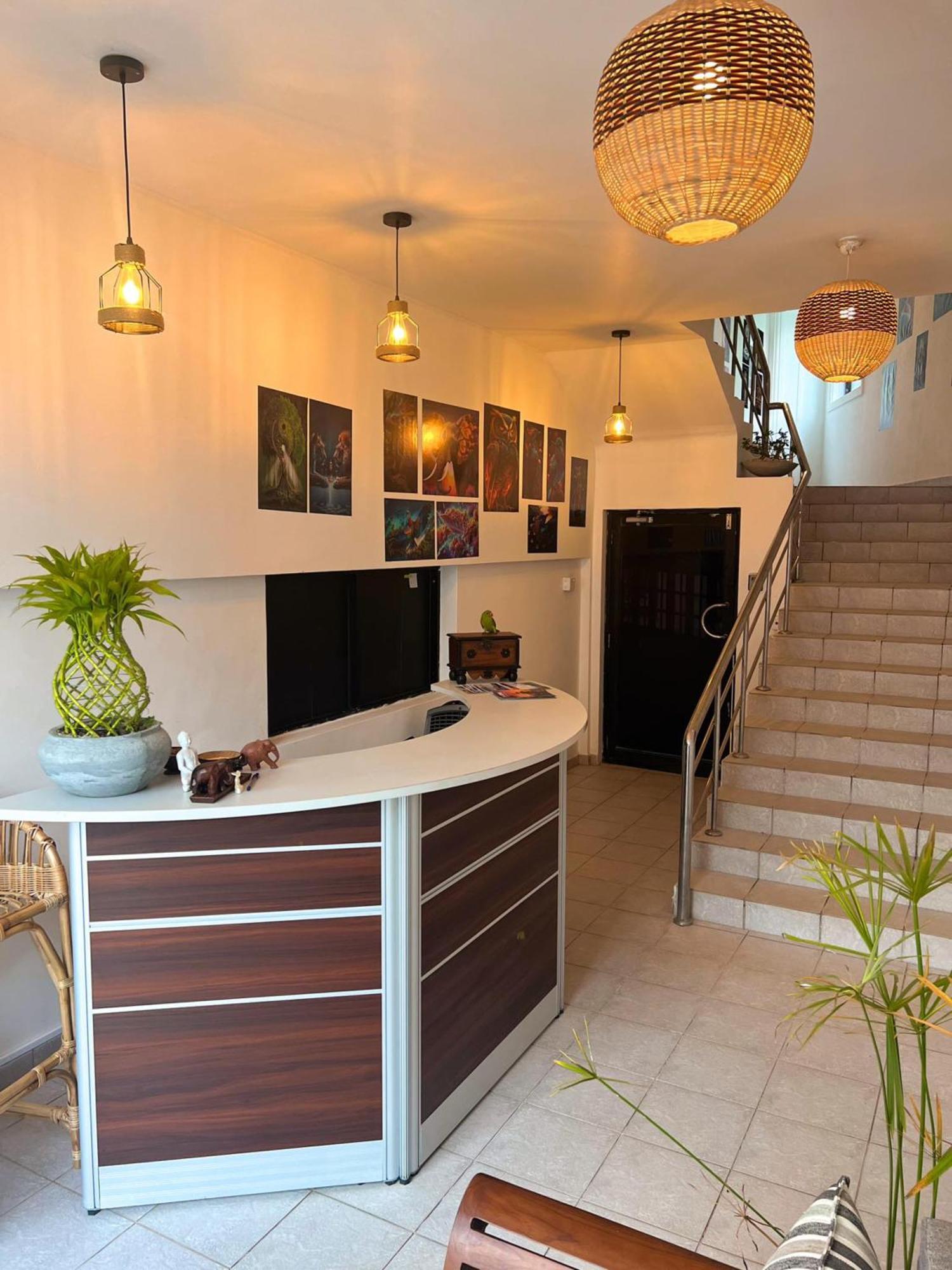 Hummus Hostel Хикадува Екстериор снимка
