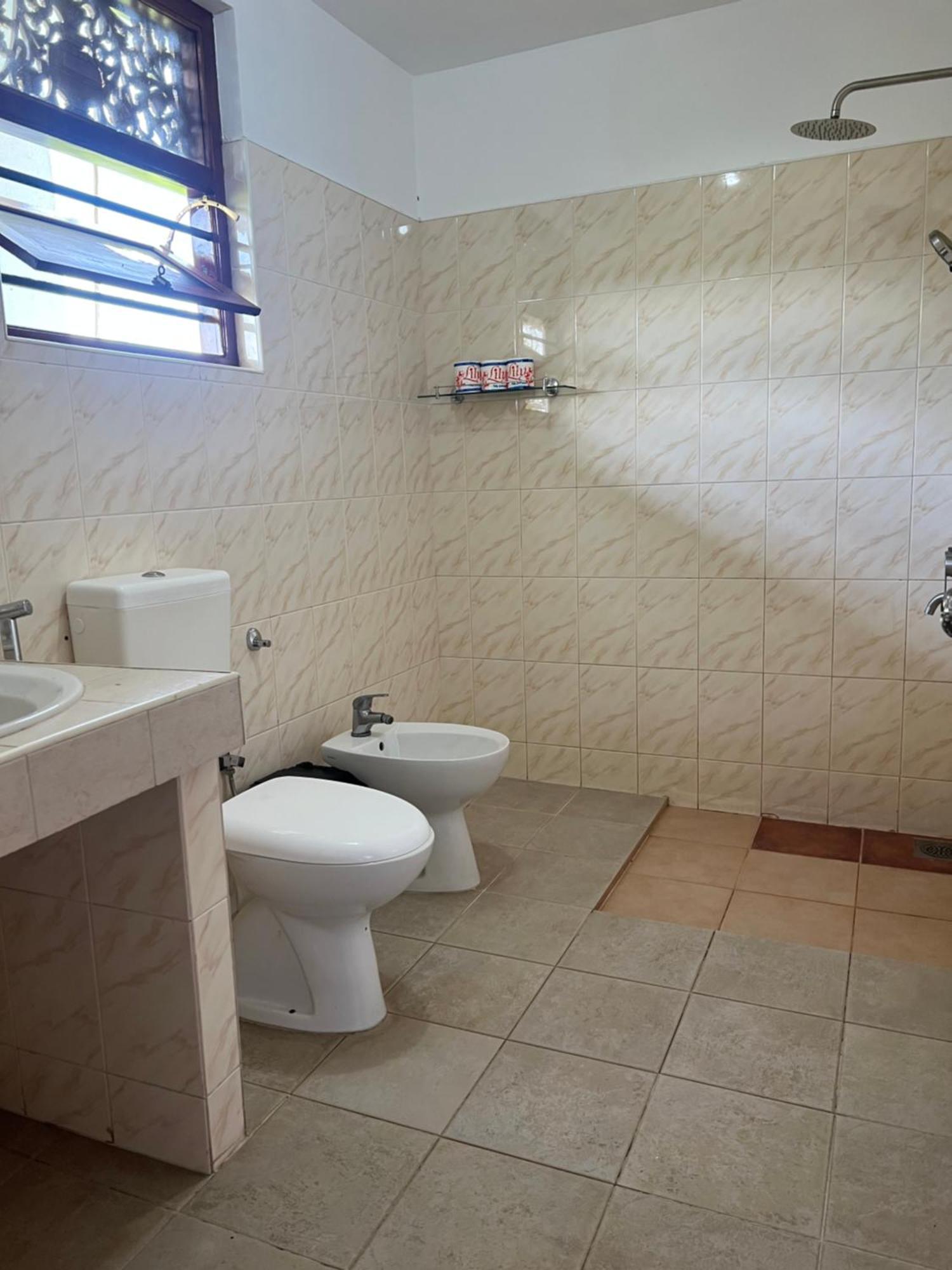 Hummus Hostel Хикадува Екстериор снимка